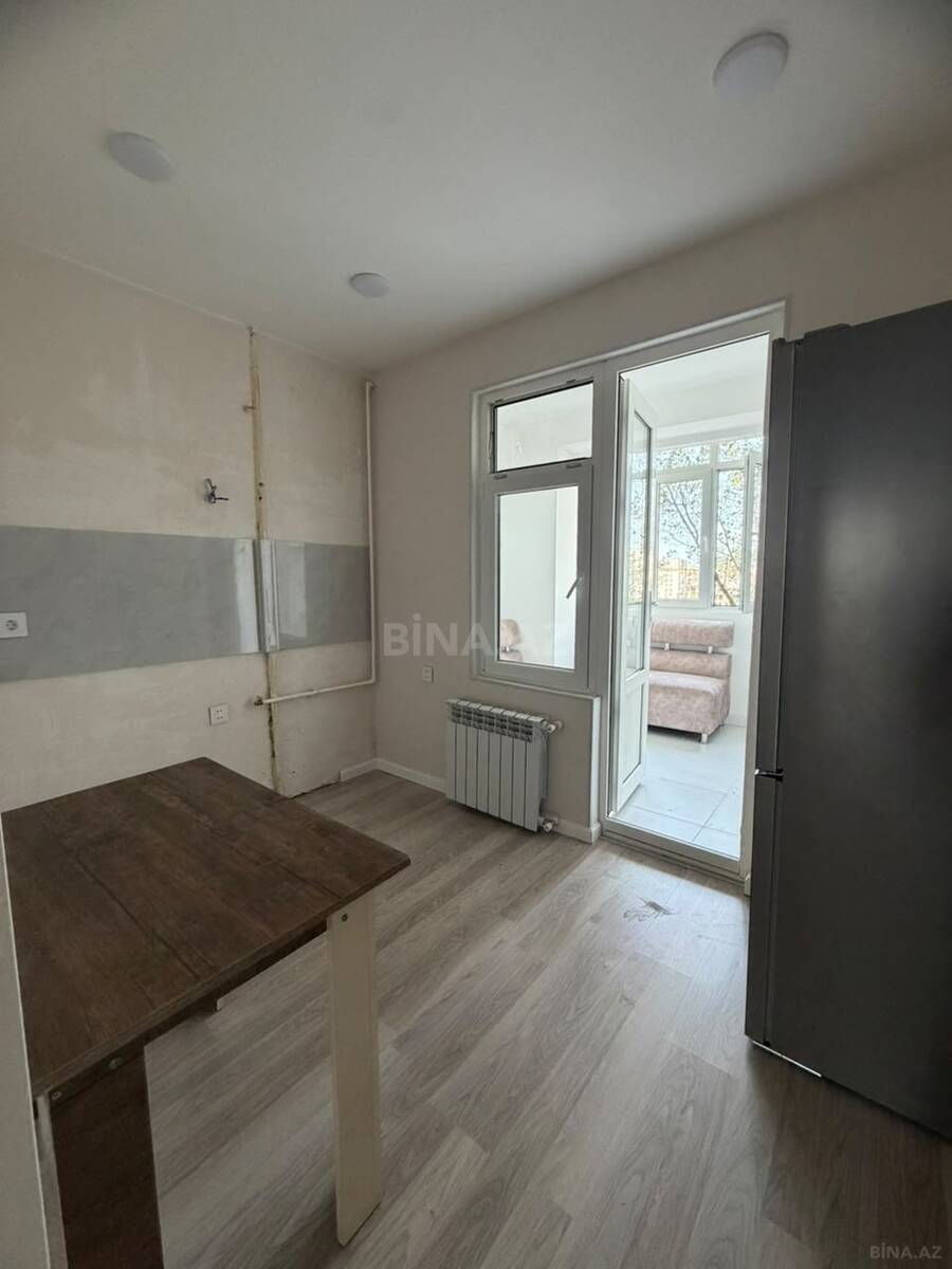 2 otaqlı Köhnə tikili, Həzi Aslanov m., Bakı