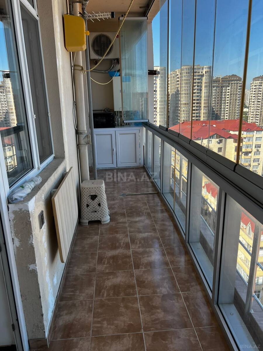 3 otaqlı Yeni tikili, Şah İsmayıl Xətai m., Bakı