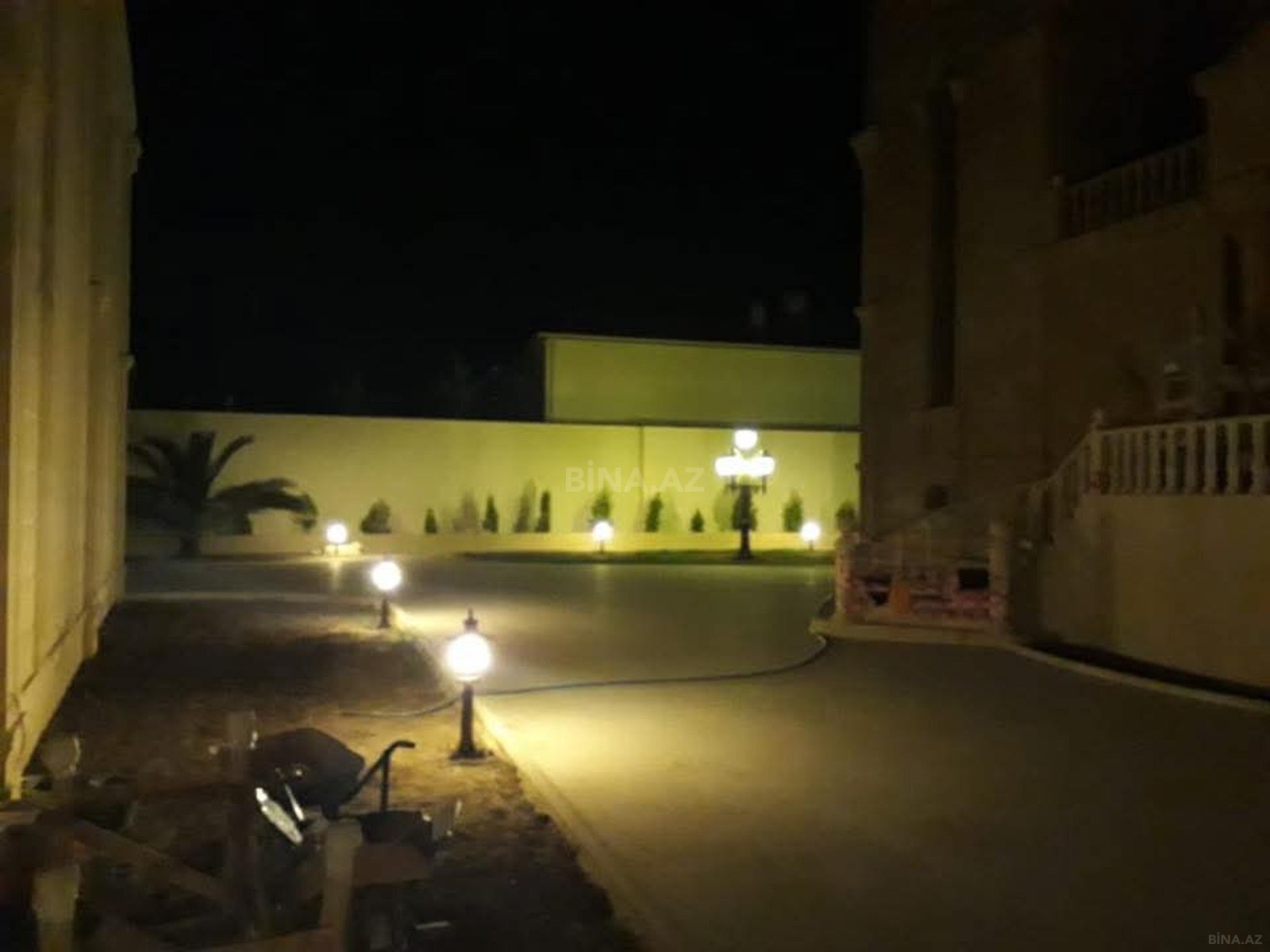 15 otaqlı Həyət evi/Bağ evi, Şüvəlan q., Bakı