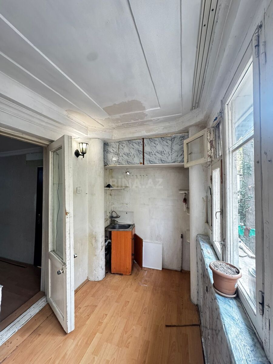 2 otaqlı Köhnə tikili, İnşaatçılar m., Bakı