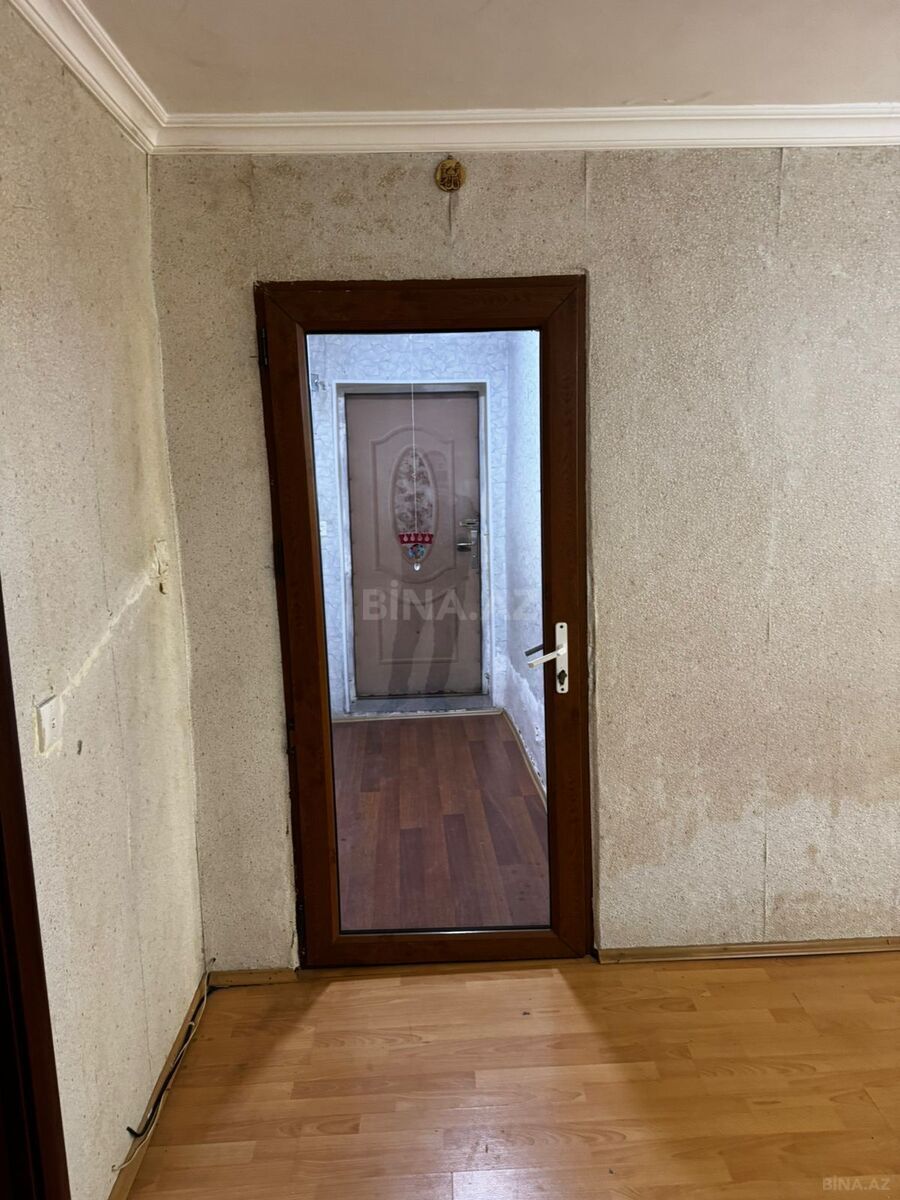 2 otaqlı Köhnə tikili, İnşaatçılar m., Bakı