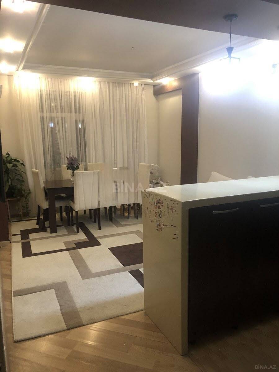 3 otaqlı Yeni tikili, İnşaatçılar m., Bakı