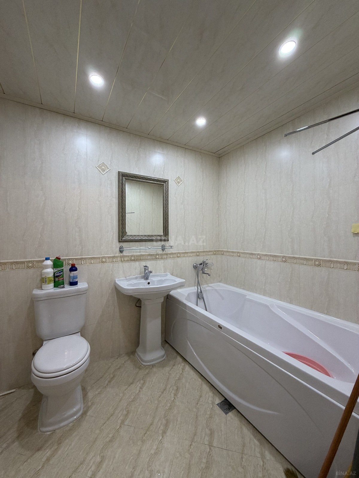 2 otaqlı Yeni tikili, Şah İsmayıl Xətai m., Bakı