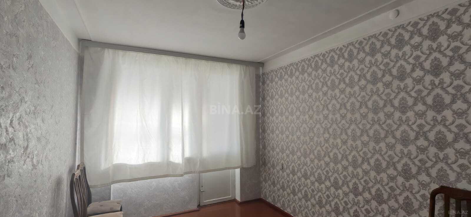 4 otaqlı Köhnə tikili, Sumqayıt