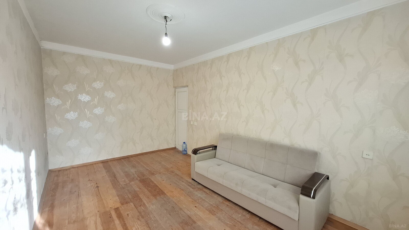 2 otaqlı Köhnə tikili, Azadlıq Prospekti m., Bakı