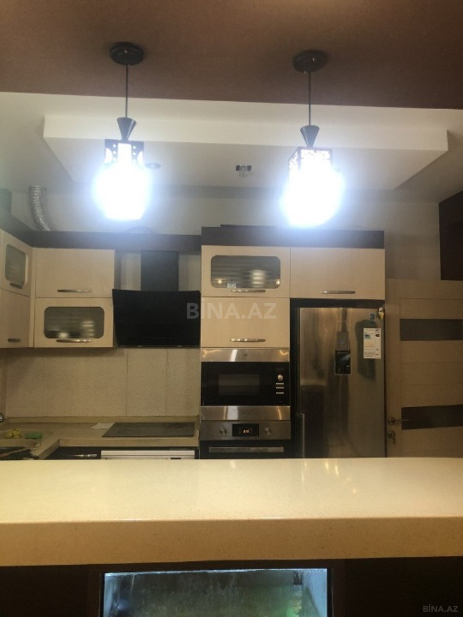 3 otaqlı Yeni tikili, İnşaatçılar m., Bakı