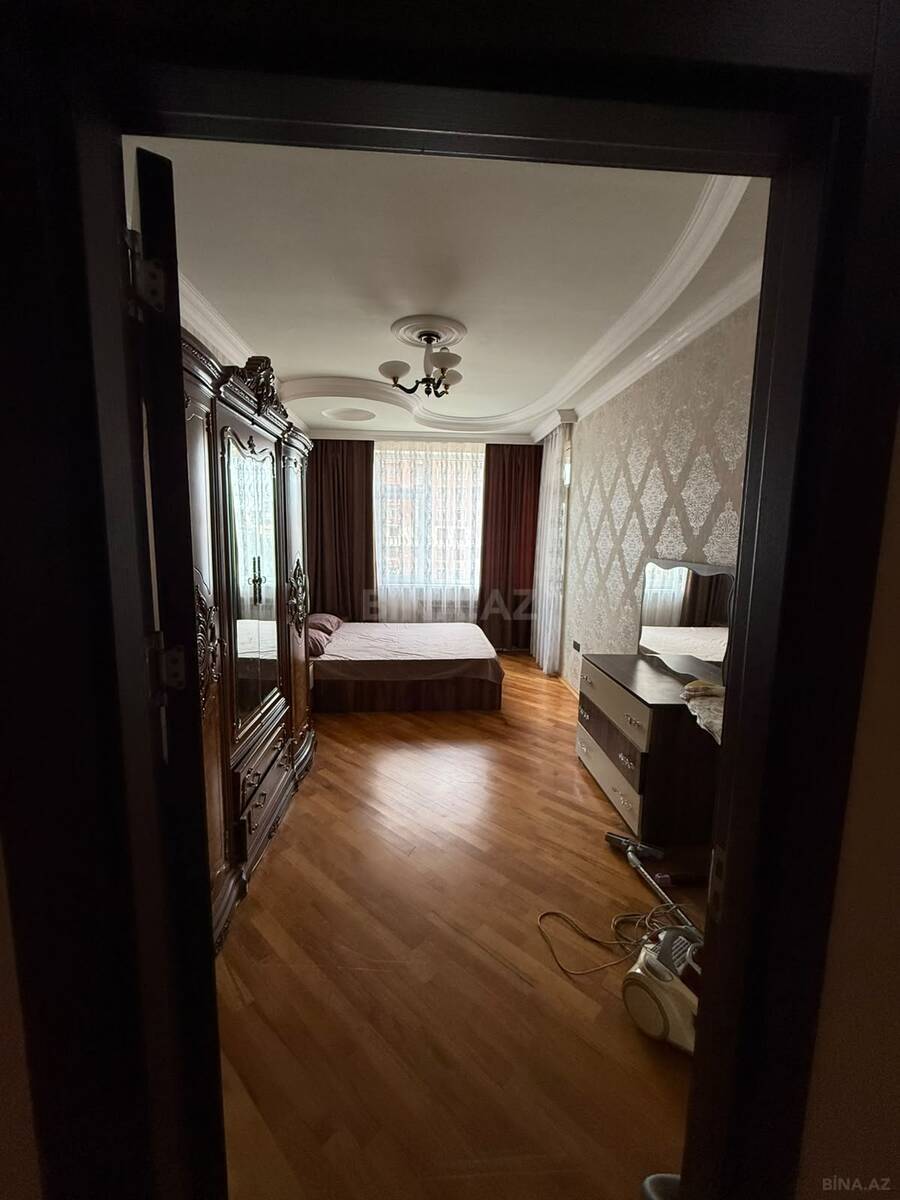 3 otaqlı Yeni tikili, Nizami m., Bakı