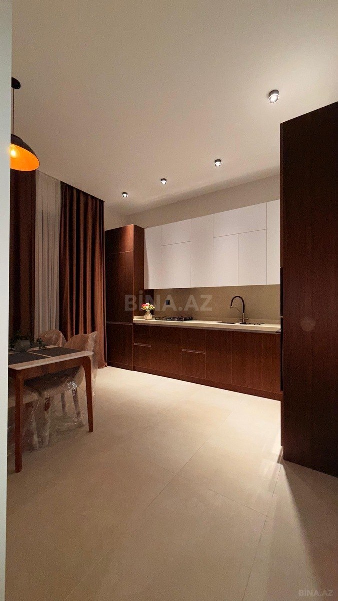5 otaqlı Həyət evi/Bağ evi, Novxanı q., Bakı