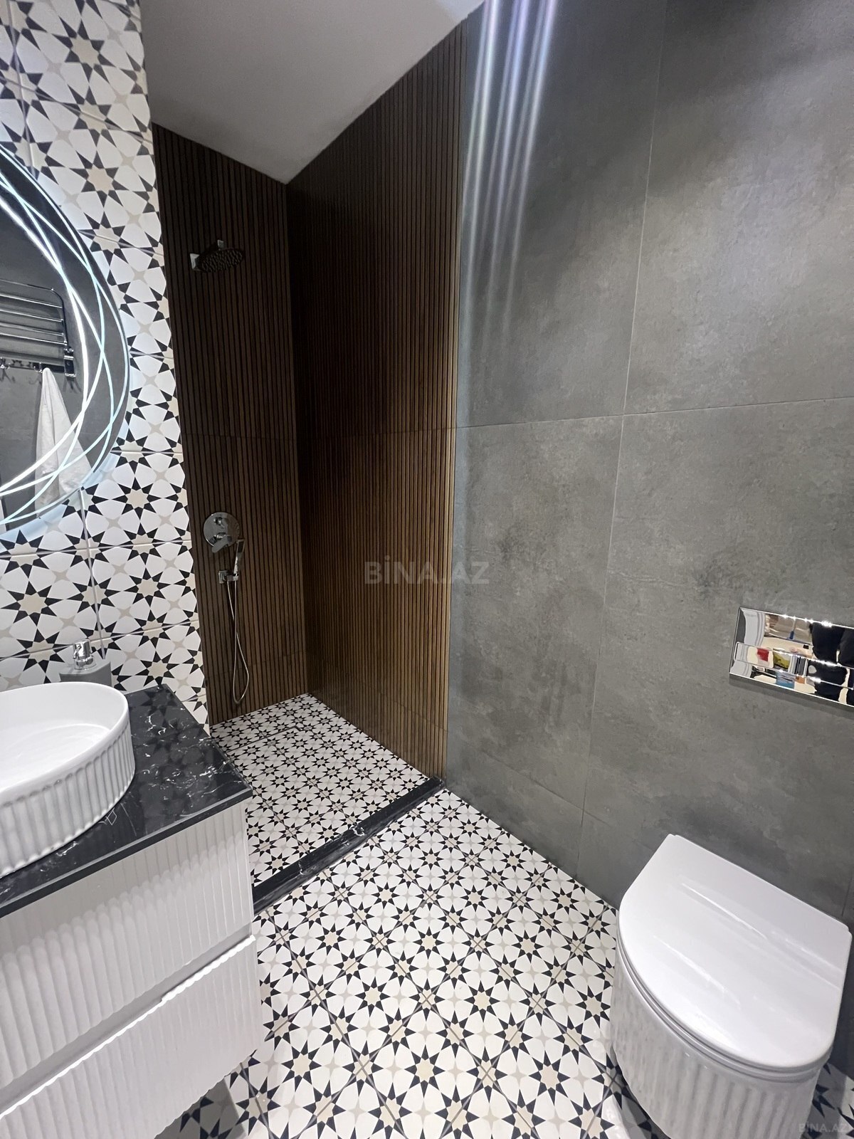 5 otaqlı Həyət evi/Bağ evi, Novxanı q., Bakı