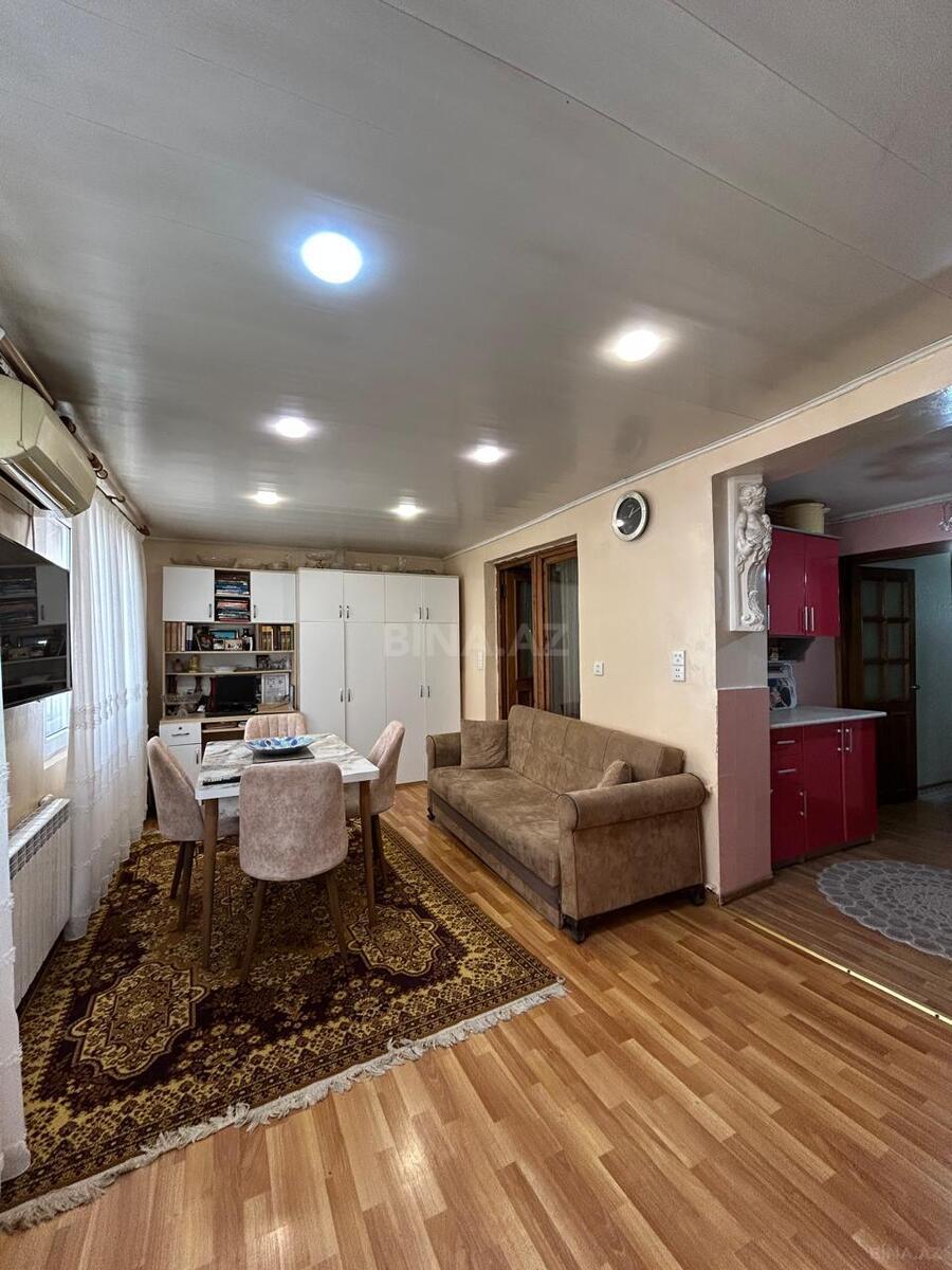3 otaqlı Köhnə tikili, 28 May m., Bakı