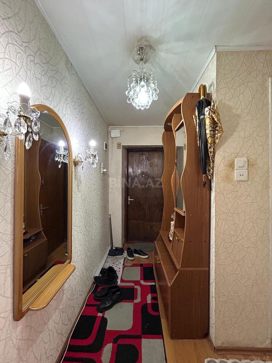3 otaqlı Köhnə tikili, 28 May m., Bakı