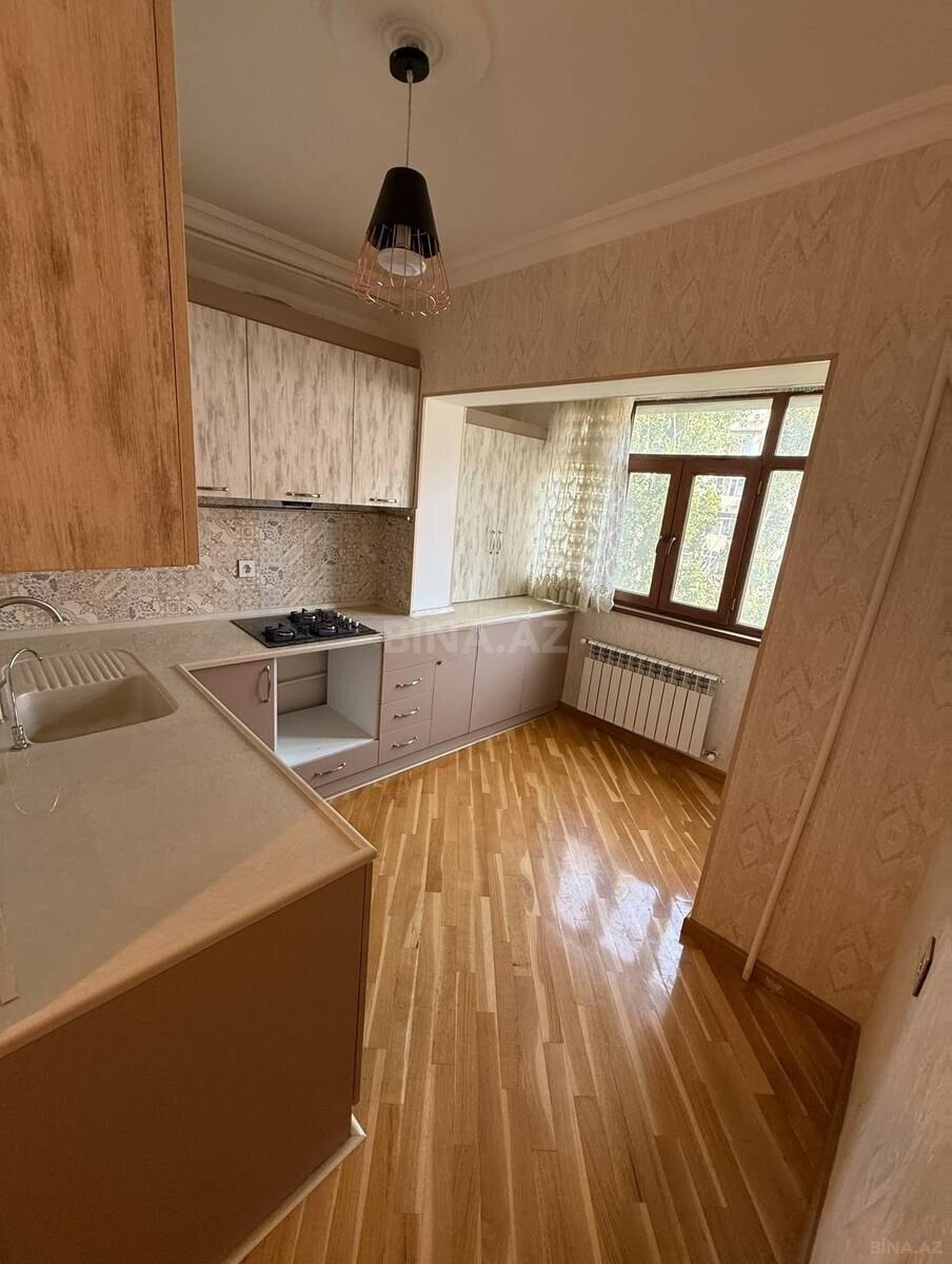2 otaqlı Köhnə tikili, Gənclik m., Bakı