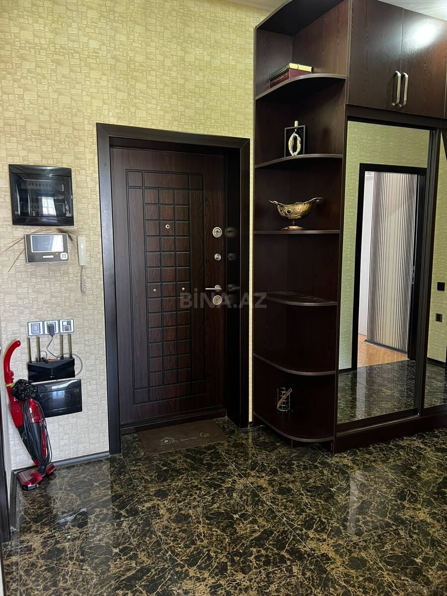 3 otaqlı Yeni tikili, Şah İsmayıl Xətai m., Bakı