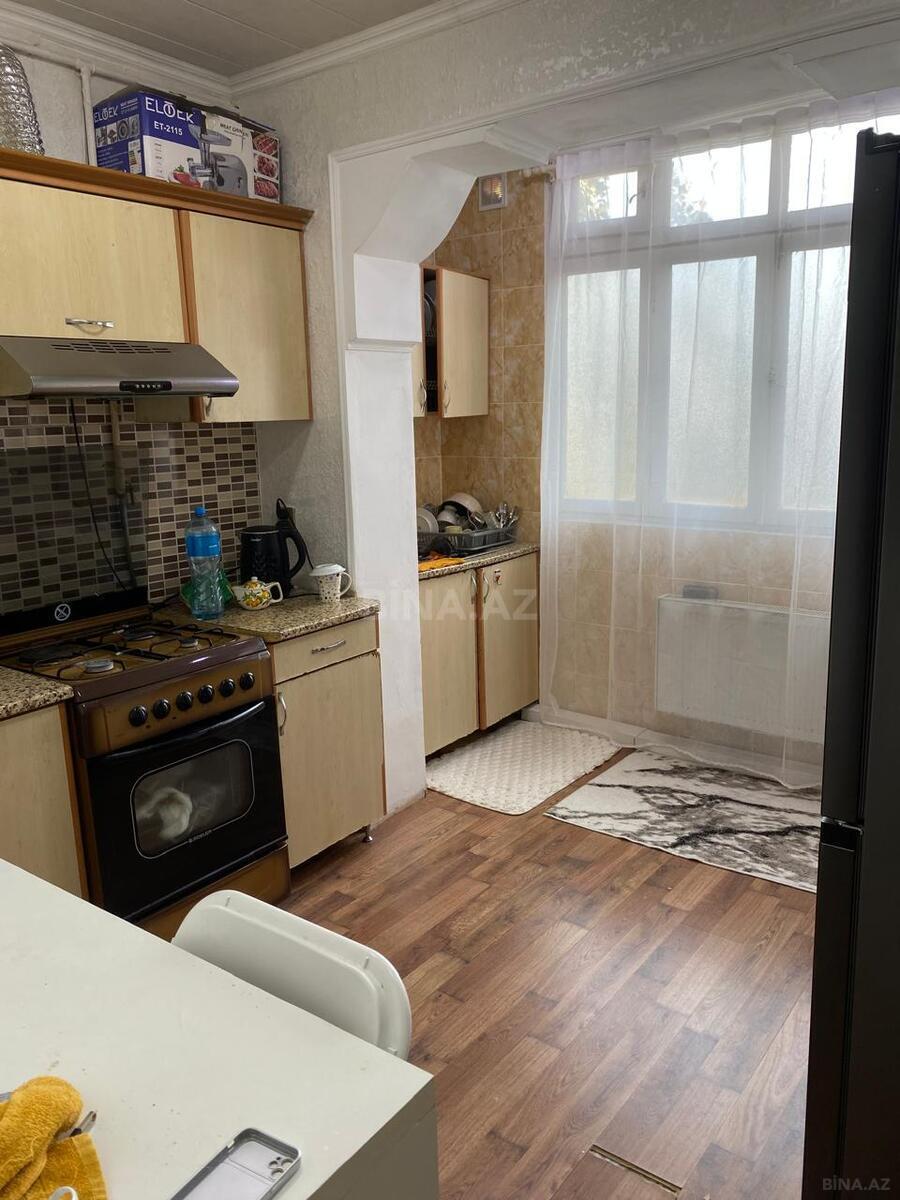 2 otaqlı Köhnə tikili, Həzi Aslanov m., Bakı
