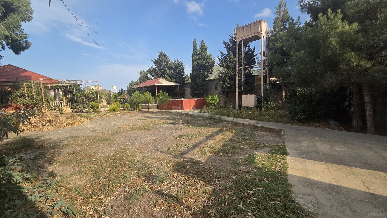 Torpaq Qala q., Bakı