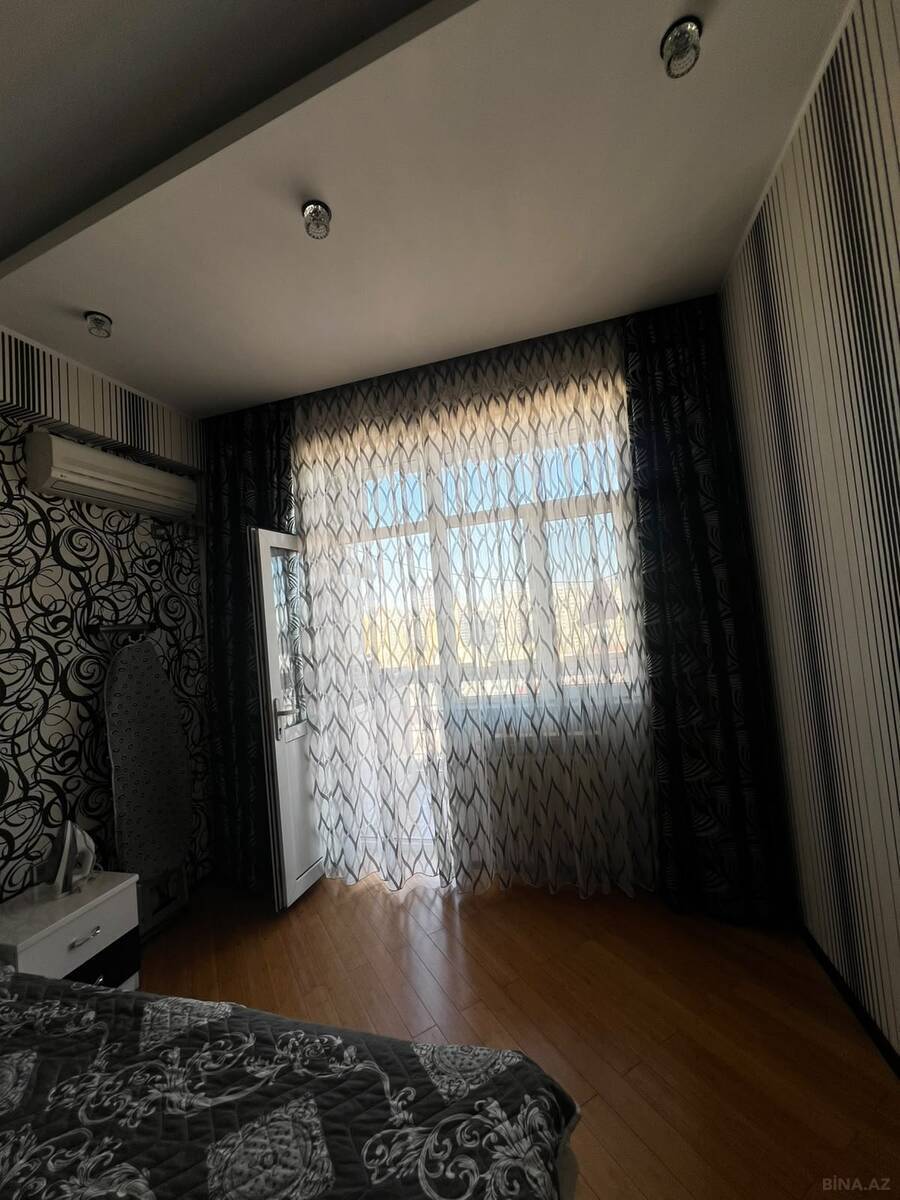 3 otaqlı Yeni tikili, Şah İsmayıl Xətai m., Bakı
