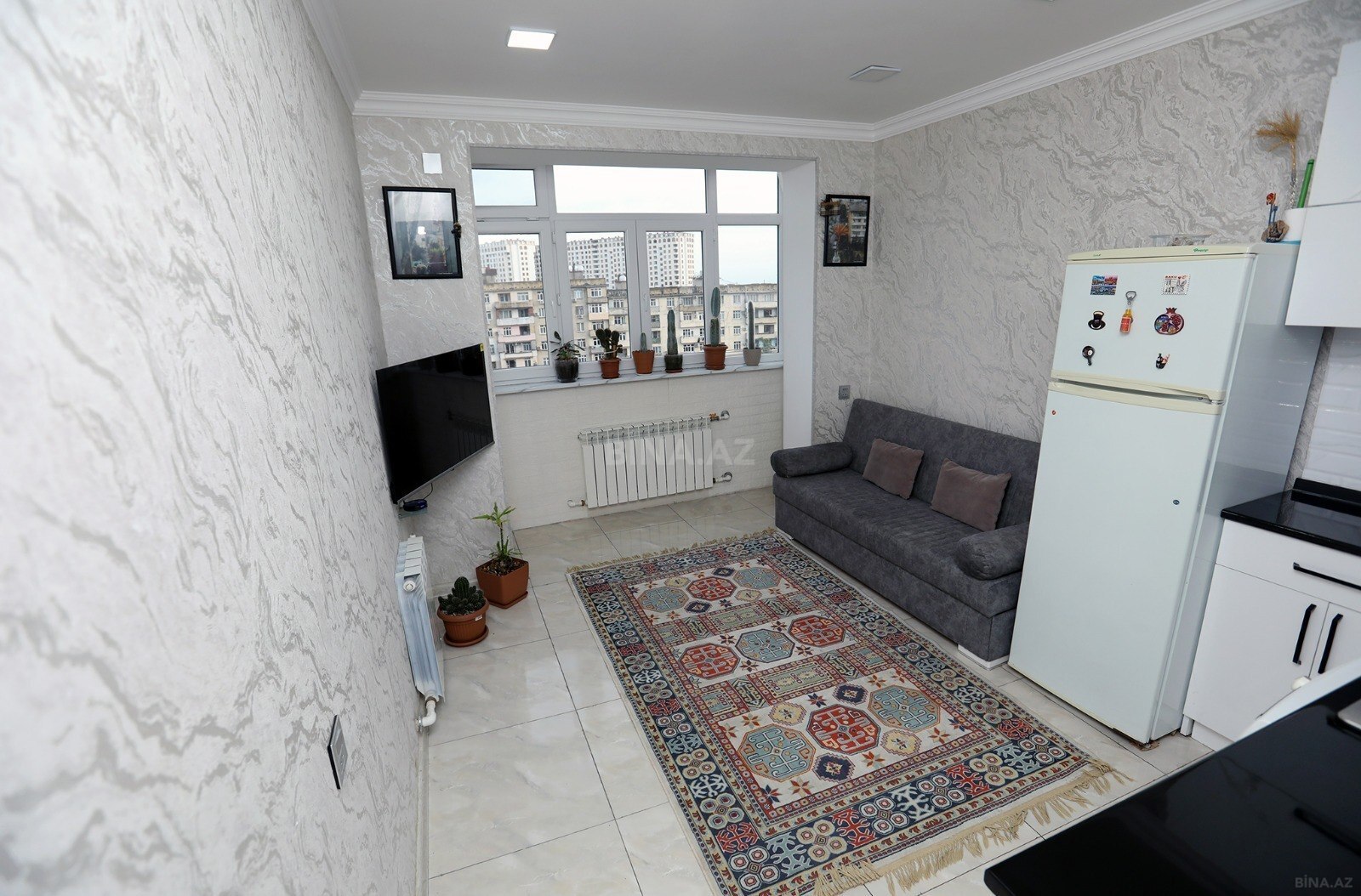 3 otaqlı Köhnə tikili, Əhmədli m., Bakı