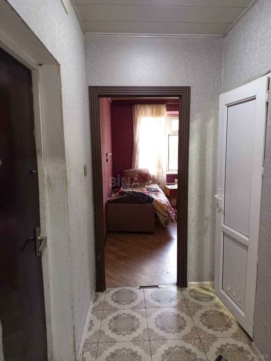 2 otaqlı Köhnə tikili, Qara Qarayev m., Bakı