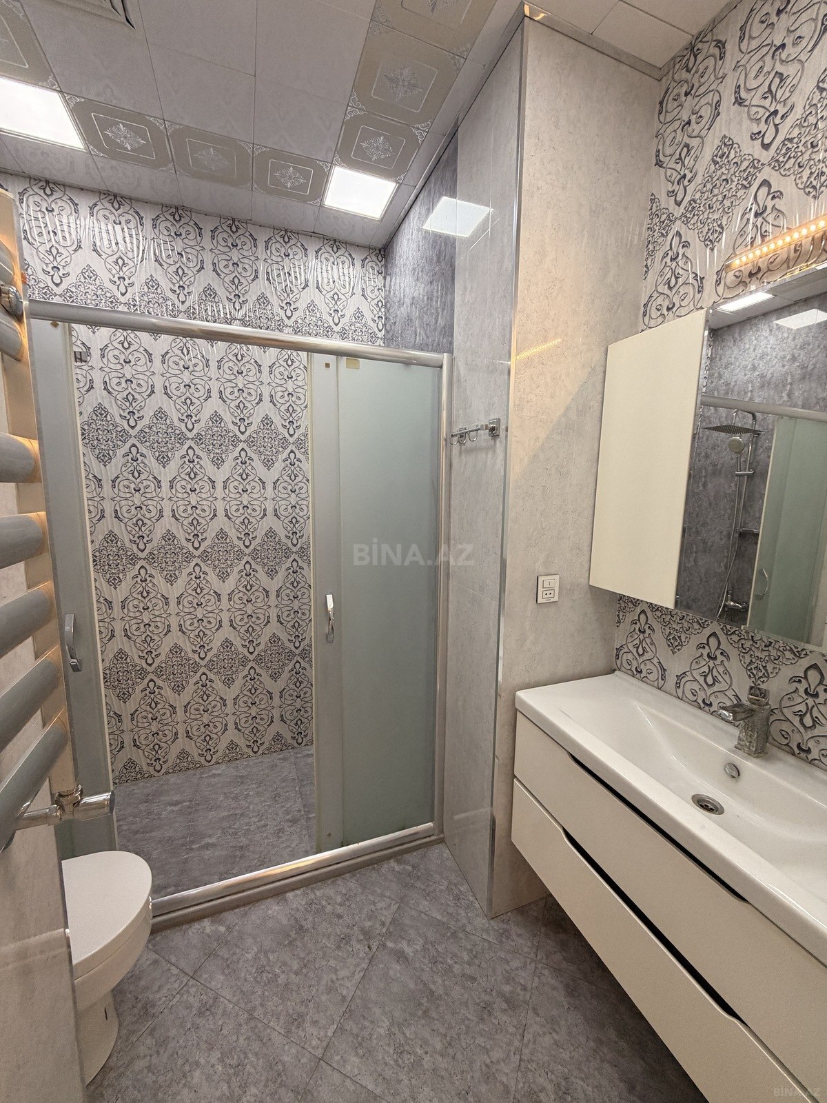 3 otaqlı Yeni tikili, Şah İsmayıl Xətai m., Bakı