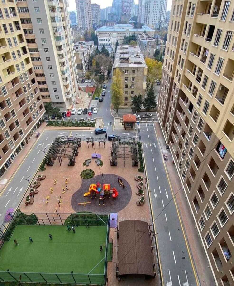 3 otaqlı Yeni tikili, İnşaatçılar m., Bakı