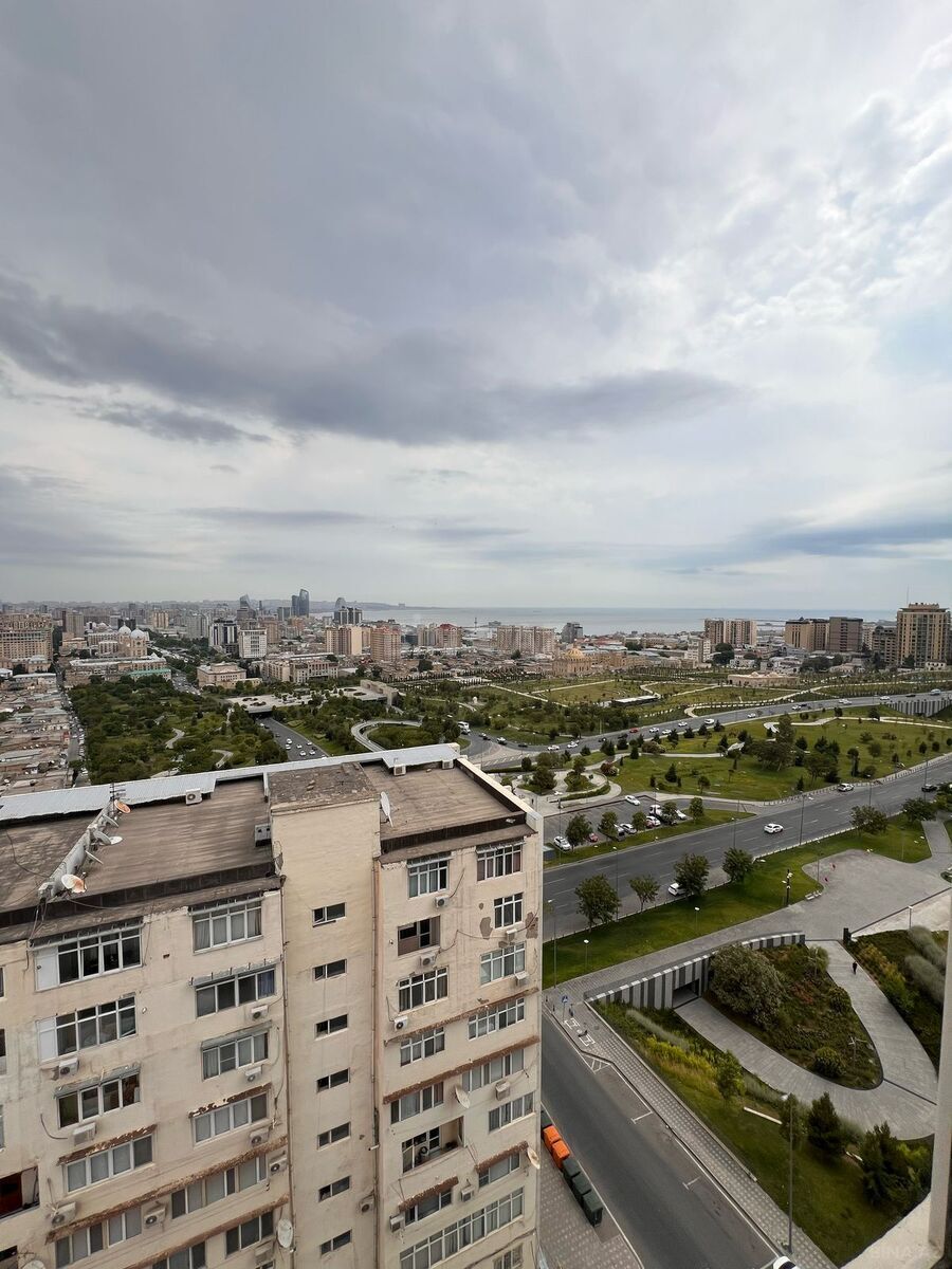 4 otaqlı Yeni tikili, Elmlər Akademiyası m., Bakı