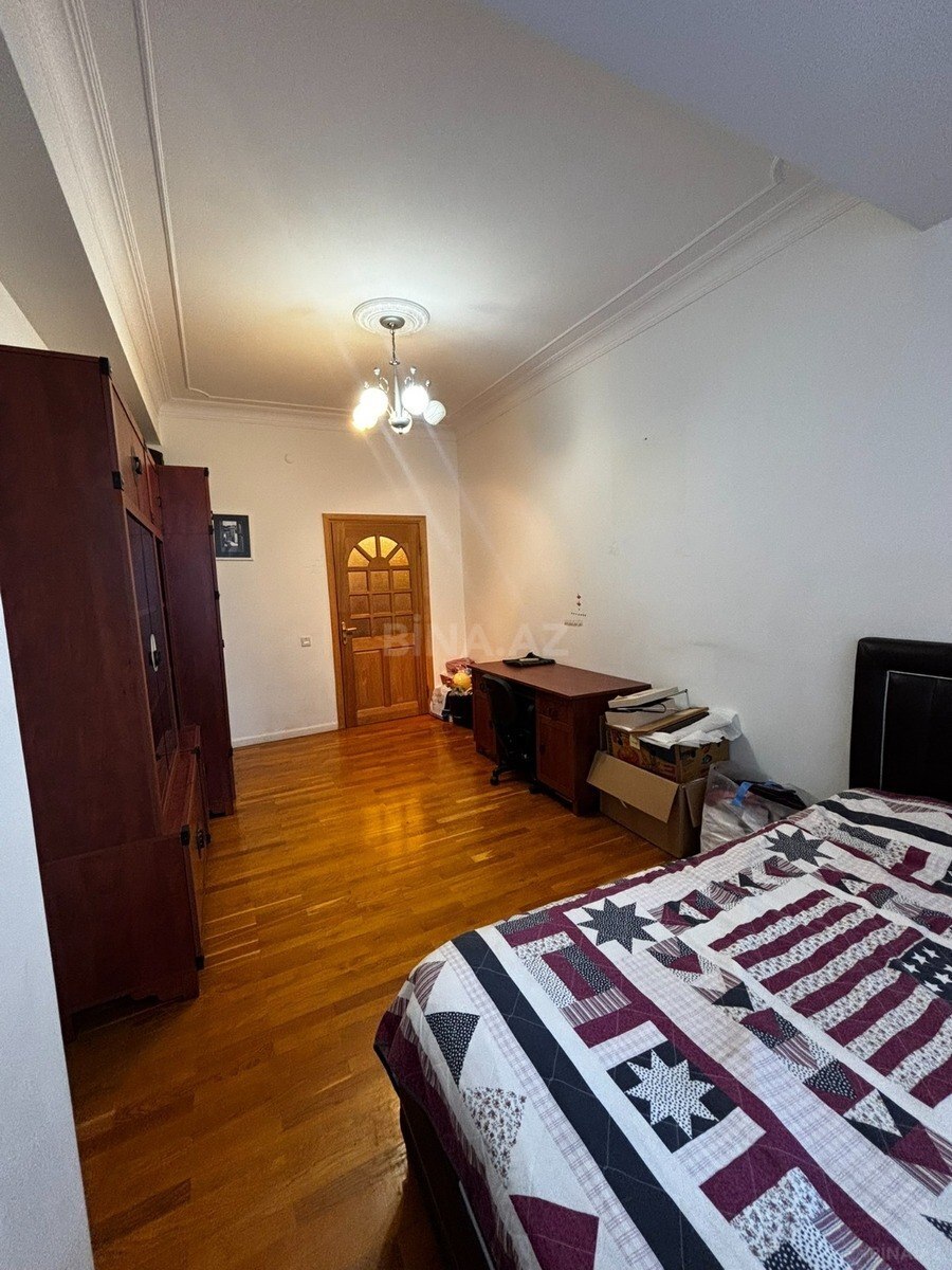 4 otaqlı Yeni tikili, 28 May m., Bakı