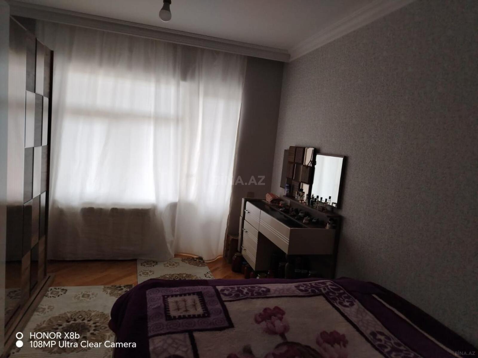 5 otaqlı Köhnə tikili, Köhnə Günəşli q., Bakı