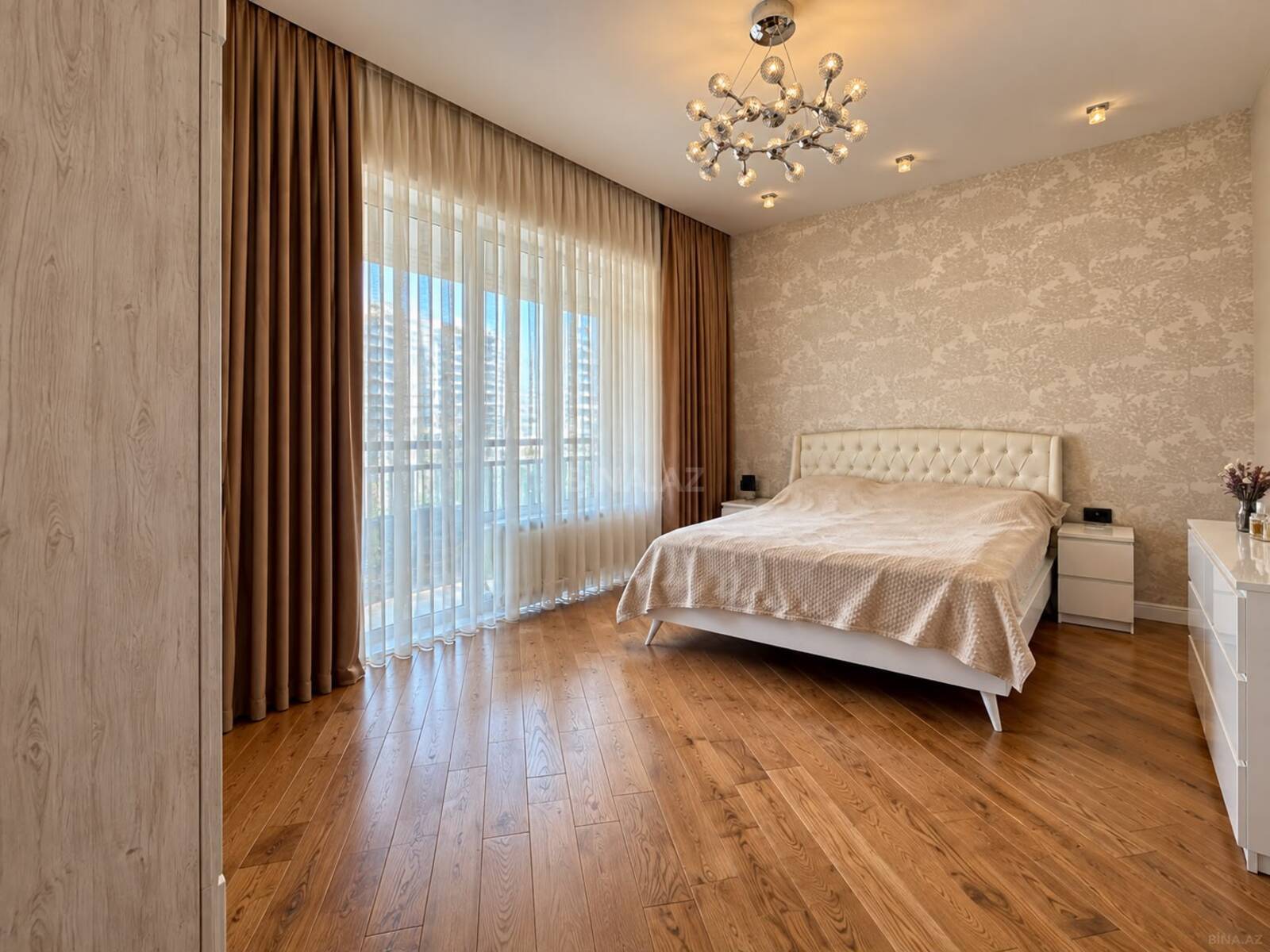 3 otaqlı Yeni tikili, Nizami m., Bakı