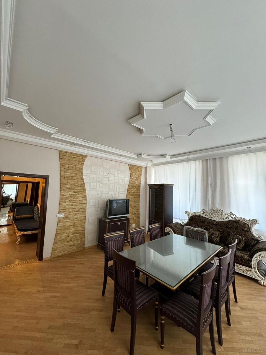 3 otaqlı Yeni tikili, İnşaatçılar m., Bakı