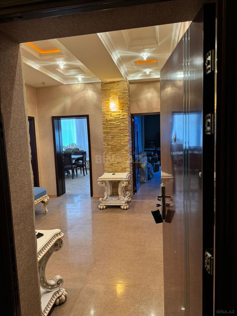 3 otaqlı Yeni tikili, İnşaatçılar m., Bakı