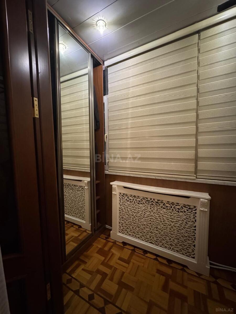 2 otaqlı Köhnə tikili, Şah İsmayıl Xətai m., Bakı