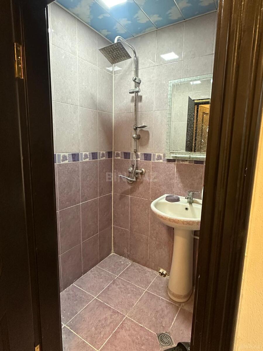 2 otaqlı Köhnə tikili, İnşaatçılar m., Bakı