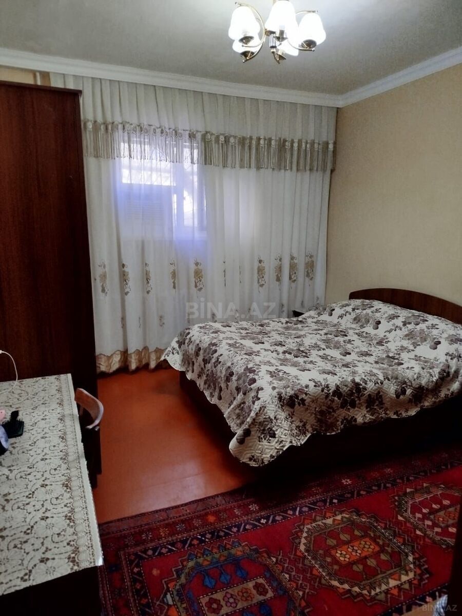 3 otaqlı Köhnə tikili, İnşaatçılar m., Bakı