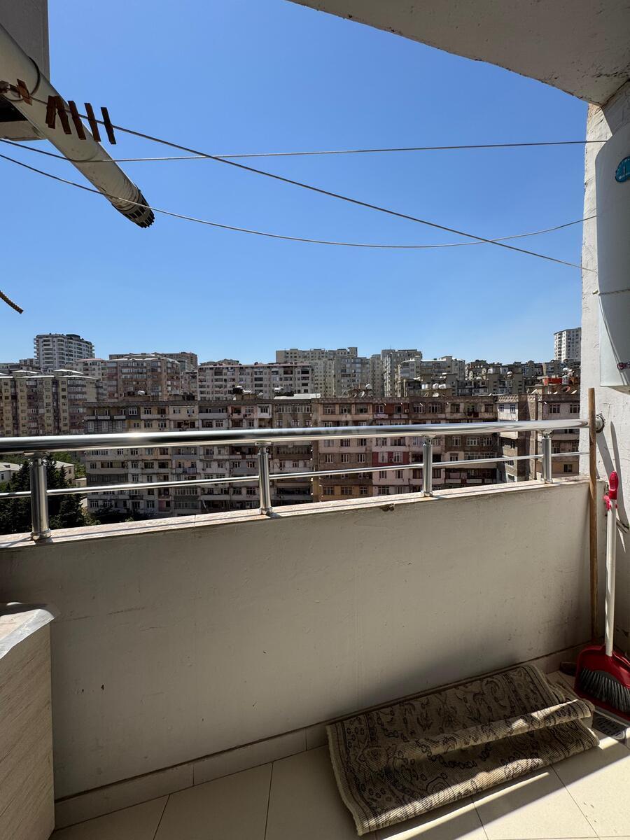 3 otaqlı Yeni tikili, İnşaatçılar m., Bakı