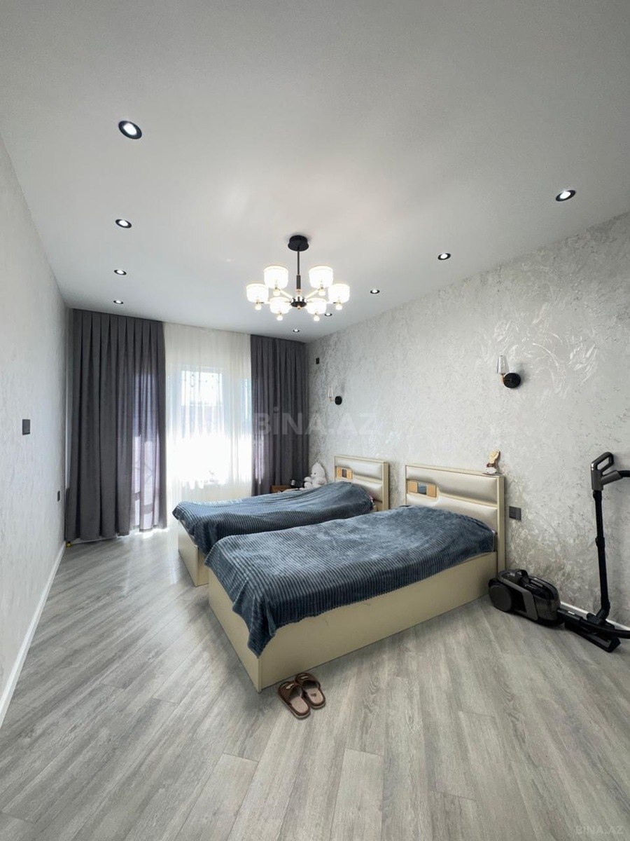 3 otaqlı Köhnə tikili, Həzi Aslanov m., Bakı