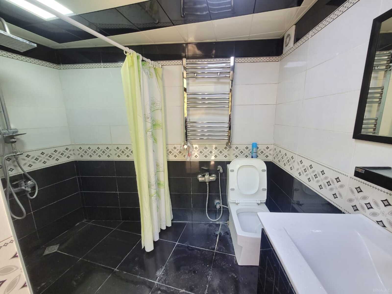 2 otaqlı Həyət evi/Bağ evi, Qaraçuxur q., Bakı