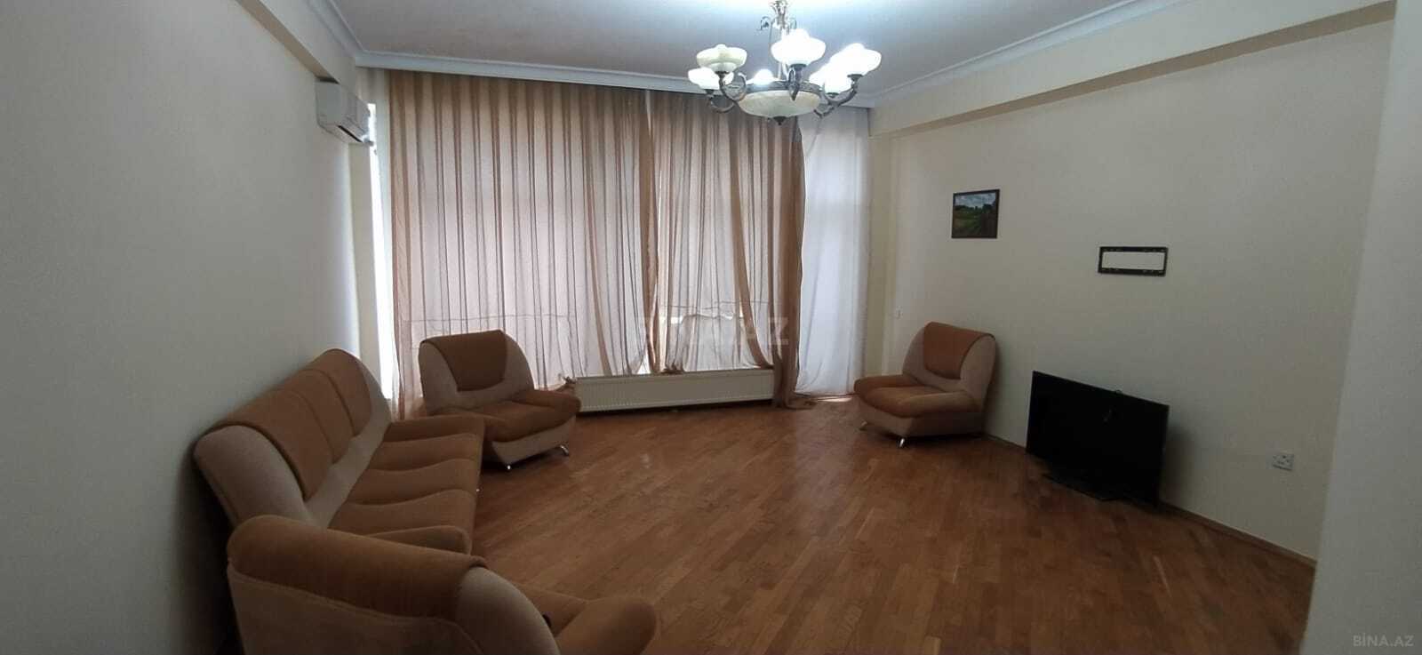 12 otaqlı Ofis, Nizami m., Bakı