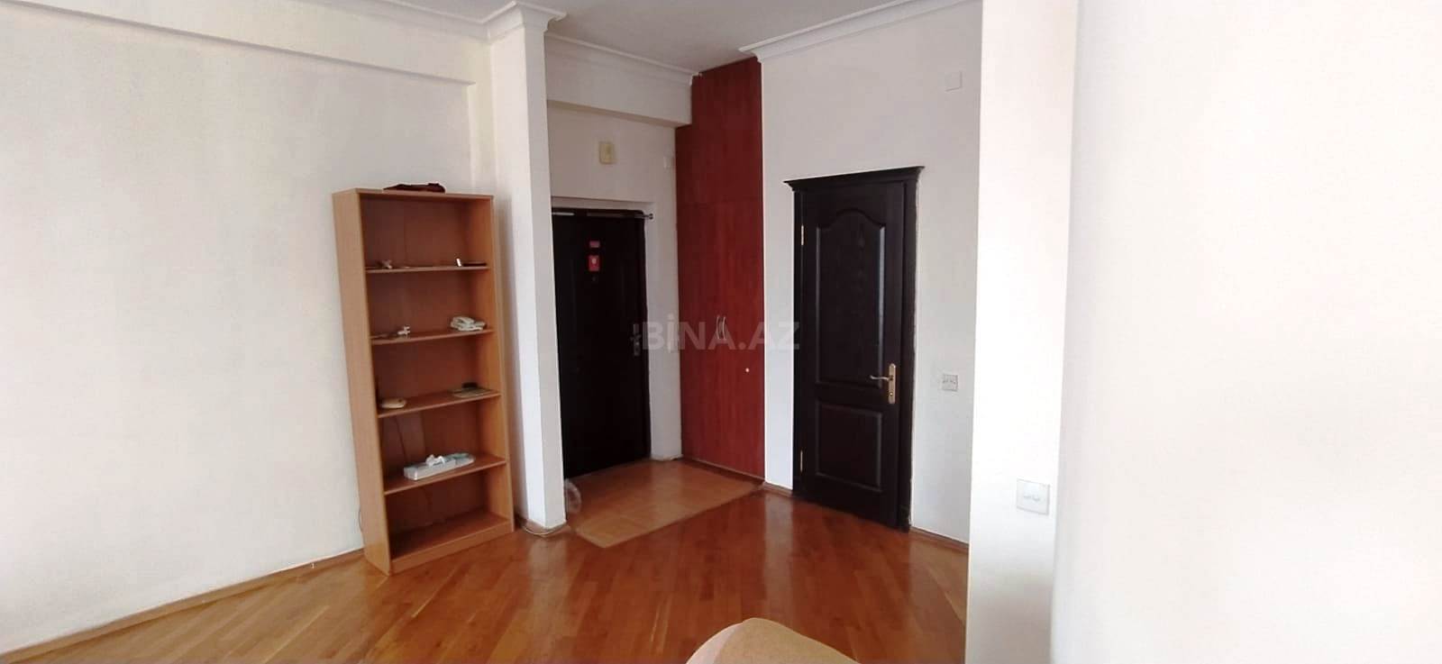 12 otaqlı Ofis, Nizami m., Bakı