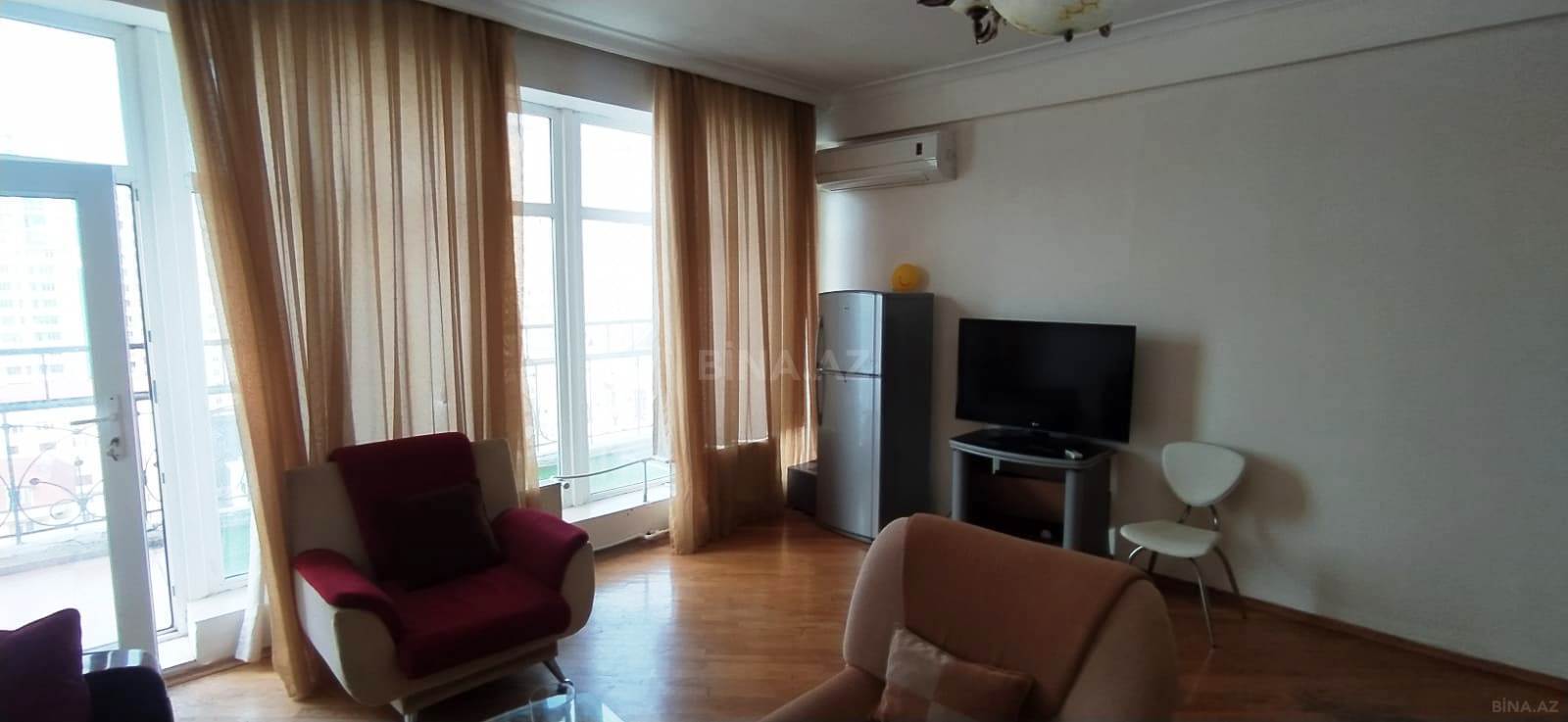 12 otaqlı Ofis, Nizami m., Bakı