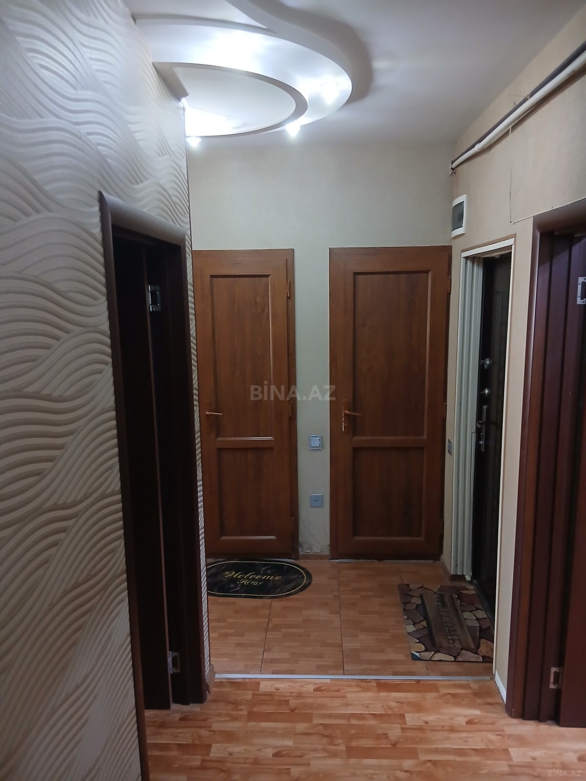 2 otaqlı Köhnə tikili, Xalqlar Dostluğu m., Bakı