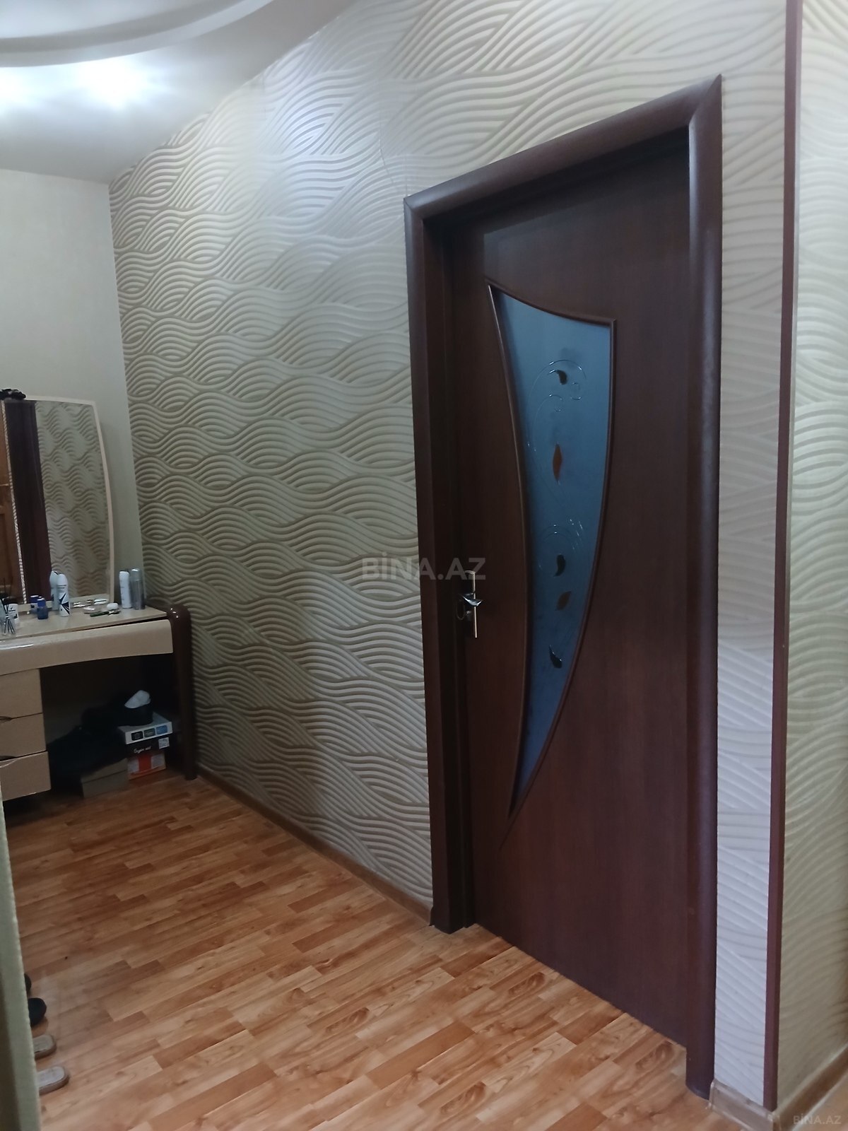 2 otaqlı Köhnə tikili, Xalqlar Dostluğu m., Bakı