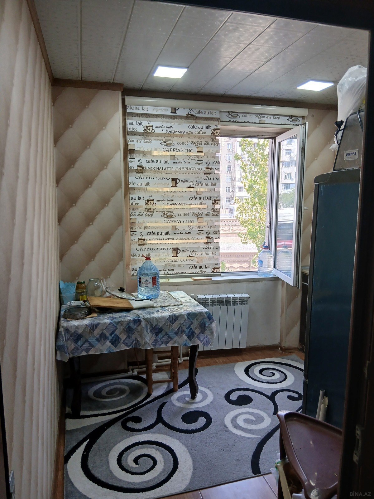 2 otaqlı Köhnə tikili, Xalqlar Dostluğu m., Bakı