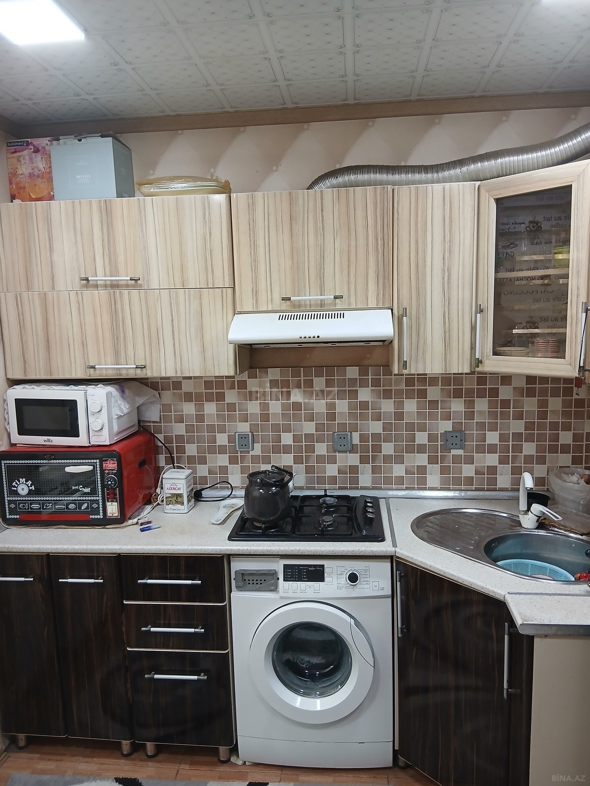 2 otaqlı Köhnə tikili, Xalqlar Dostluğu m., Bakı