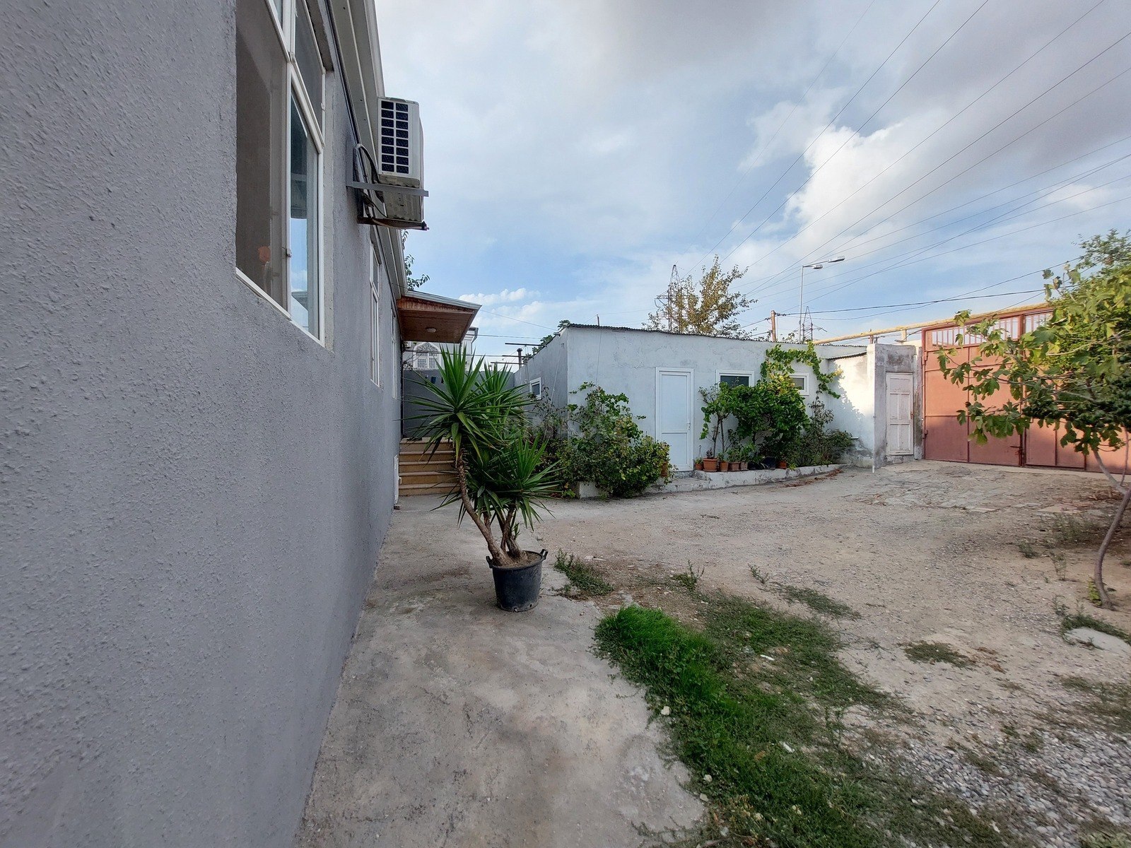 7 otaqlı Həyət evi/Bağ evi, Bülbülə q., Bakı