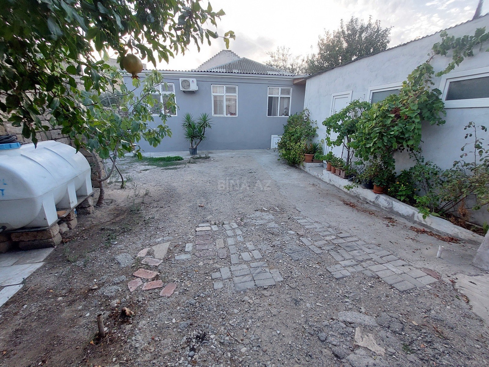 7 otaqlı Həyət evi/Bağ evi, Bülbülə q., Bakı