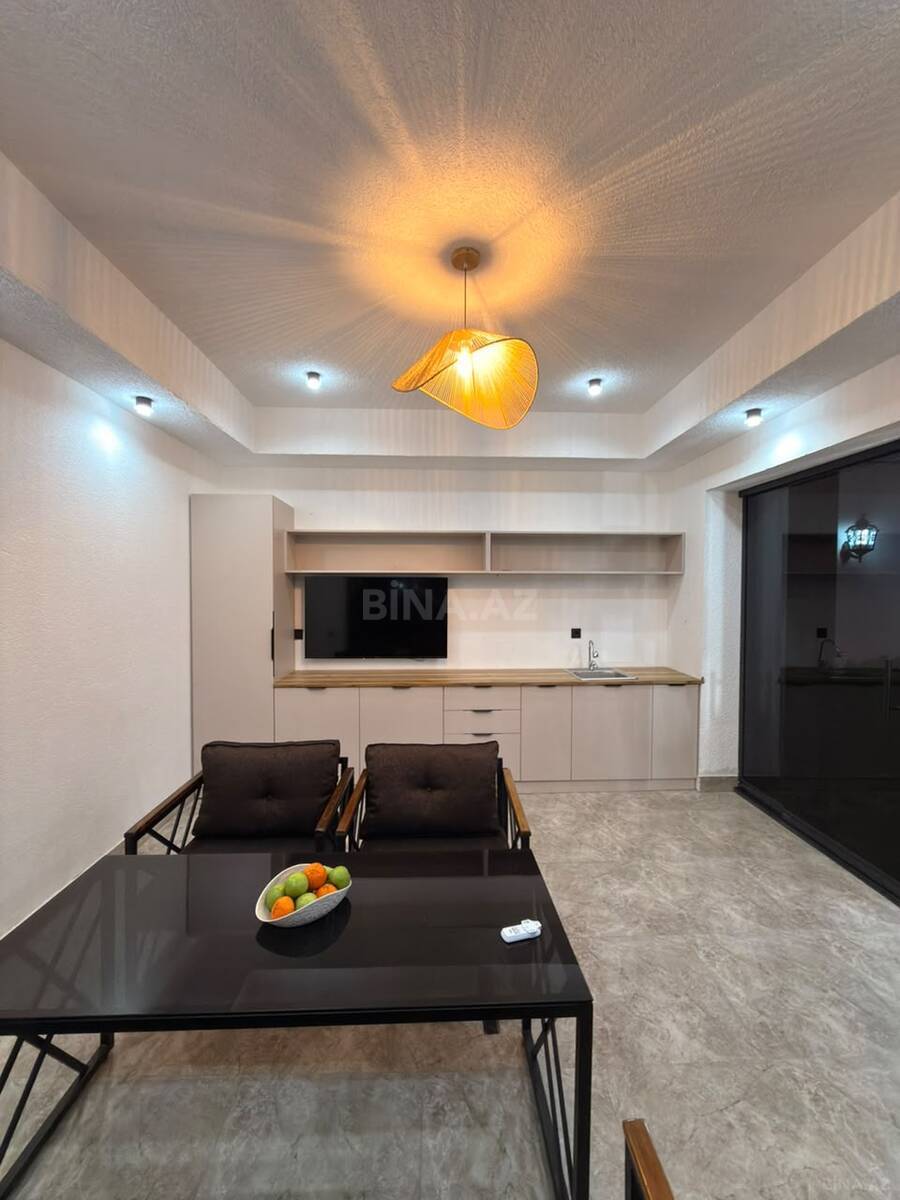 4 otaqlı Həyət evi/Bağ evi, Şüvəlan q., Bakı