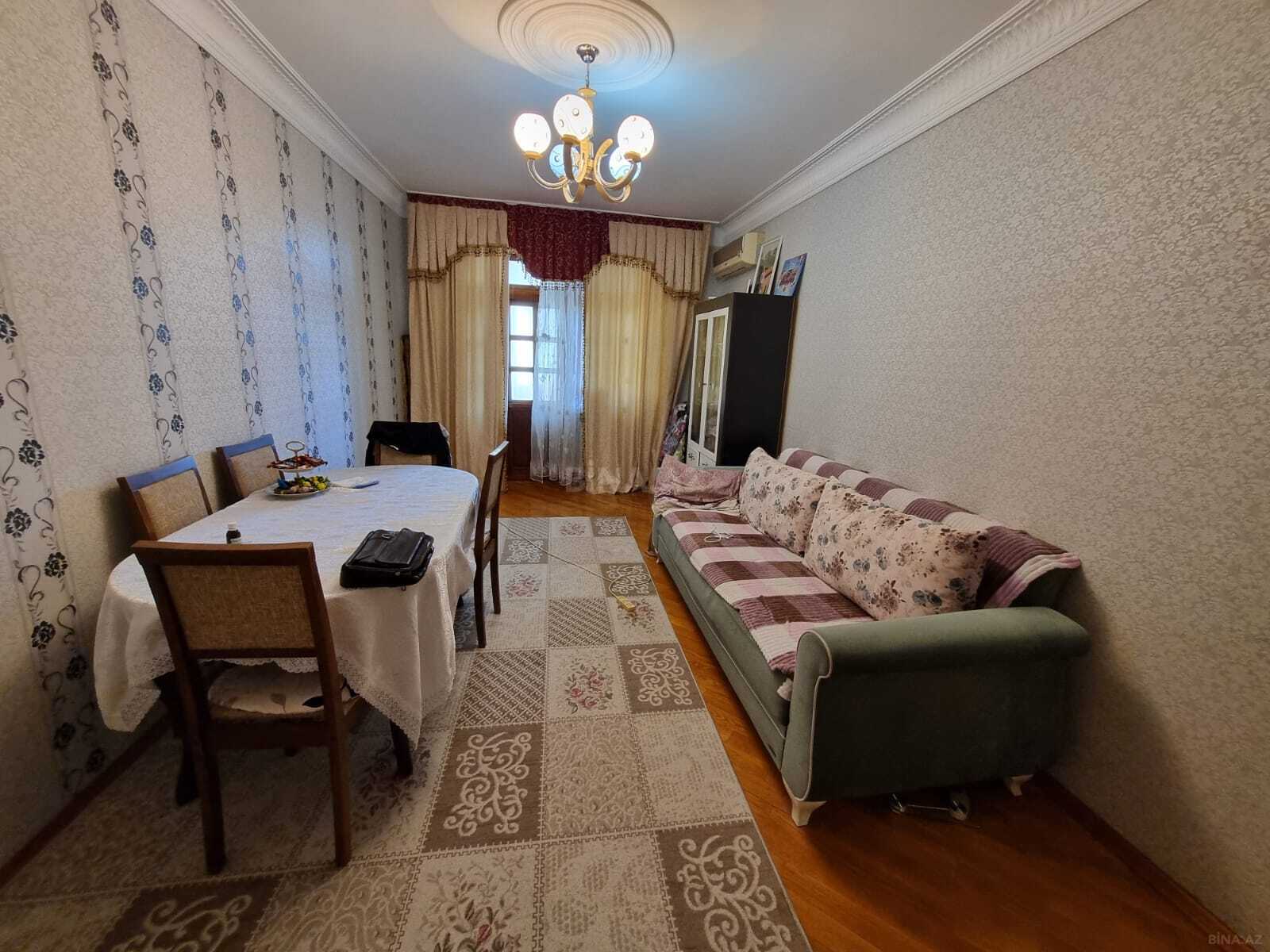 2 otaqlı Köhnə tikili, Azadlıq Prospekti m., Bakı