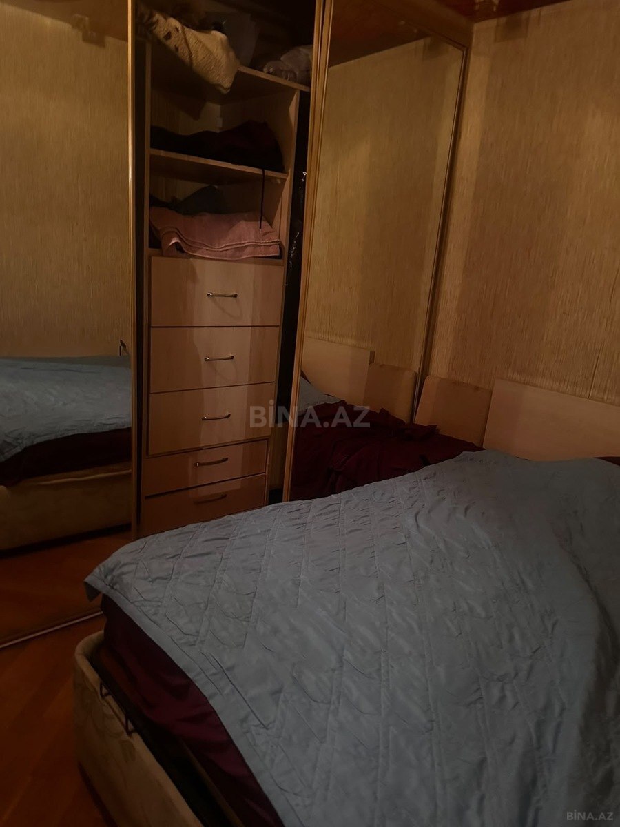2 otaqlı Köhnə tikili, Elmlər Akademiyası m., Bakı