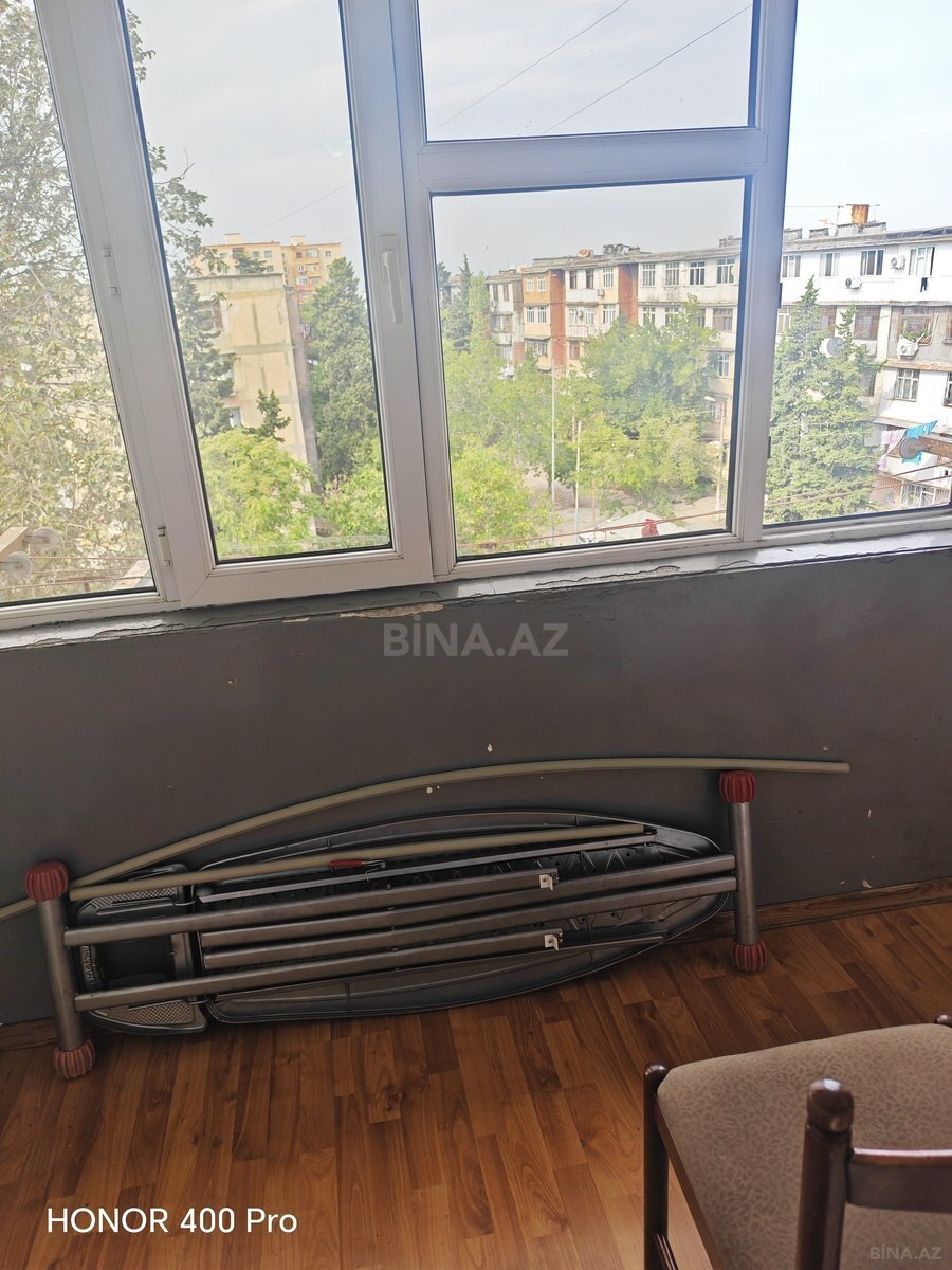 2 otaqlı Köhnə tikili, Neftçilər m., Bakı