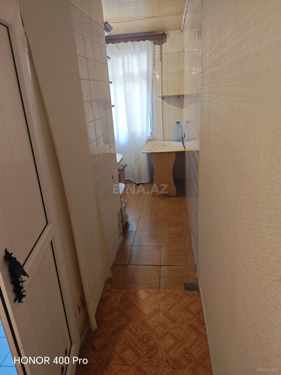 2 otaqlı Köhnə tikili, Neftçilər m., Bakı
